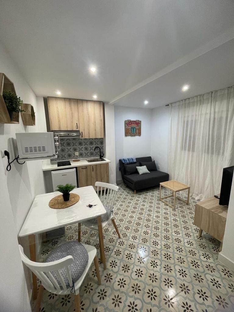 Navegante Playa 2 Apartment Malaga Exterior photo